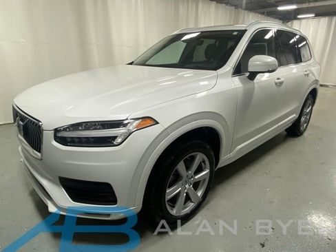 Used 2023 Volvo XC90 B5 Core AWD/4WD image 1