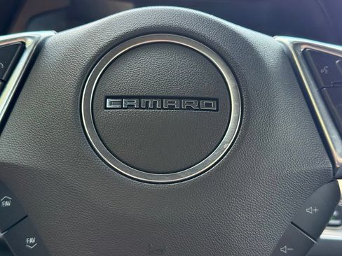 Used 2017 Chevrolet Camaro SS RWD image 16