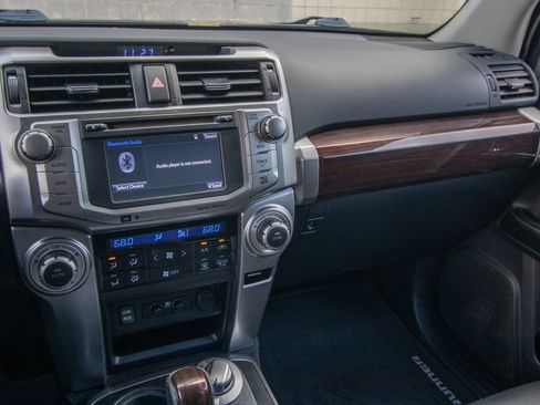 Used 2016 Toyota 4Runner Limited AWD/4WD image 27