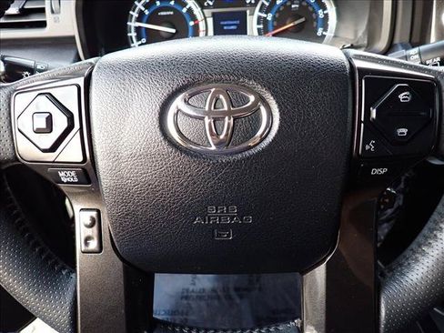 Used 2017 Toyota 4Runner TRD Off-Road Premium AWD/4WD image 16