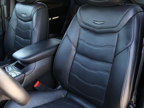 Certified 2023 Cadillac XT6 Sport w/ Platinum Package image 19