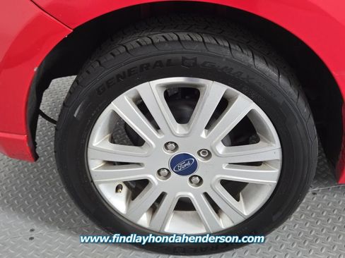 Used 2008 Ford Focus Coupe FWD image 11