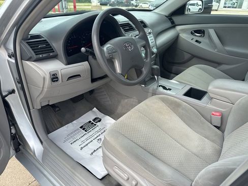 Used 2007 Toyota Camry LE FWD image 8