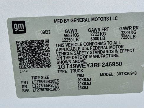 Used 2024 GMC Sierra 3500 Denali w/ Denali Reserve Package image 33