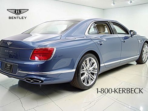 Certified 2022 Bentley Flying Spur Plug-In Hybrid AWD/4WD image 10
