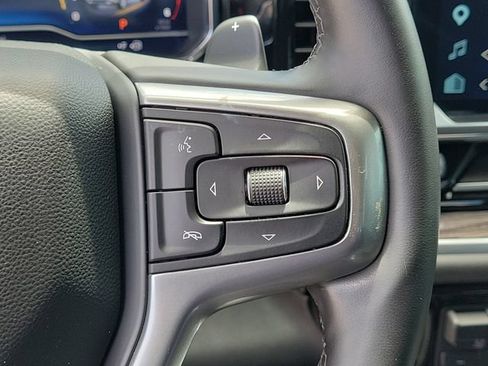 Used 2025 Chevrolet Silverado 1500 LTZ w/ LTZ Premium Package AWD/4WD image 31