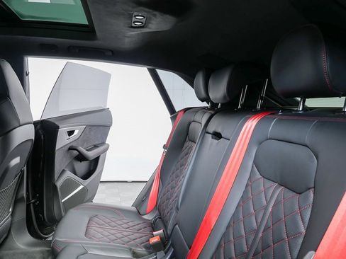 New 2026 Audi SQ8 Prestige image 20