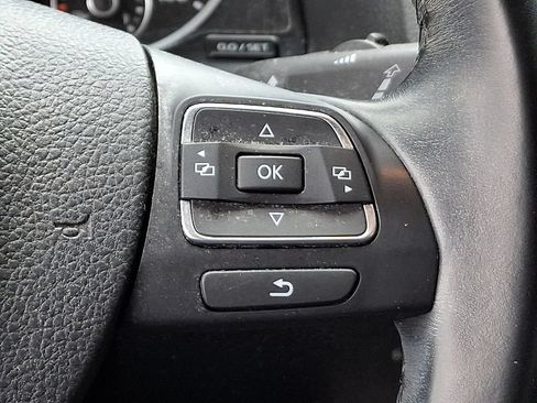 Used 2017 Volkswagen Tiguan Limited w/ Premium Package AWD/4WD image 17