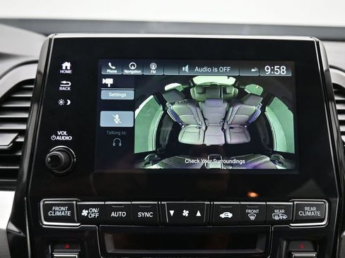 Used 2024 Honda Odyssey Touring image 19