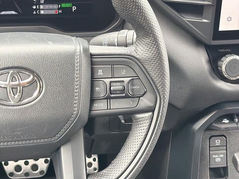 Used 2025 Toyota Sequoia TRD Pro AWD/4WD image 10