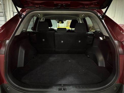 Certified 2025 Toyota RAV4 LE AWD/4WD image 7