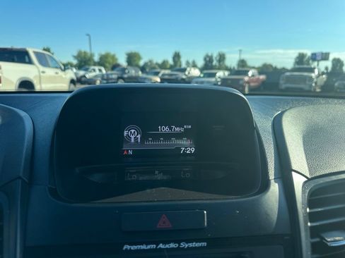 Used 2015 Acura RDX AWD image 2