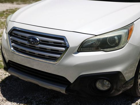 Used 2015 Subaru Outback 2.5i Limited AWD/4WD image 38