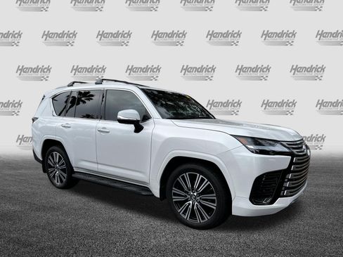 Used 2022 Lexus LX 600 4WD w/ Accessory Package (Z1) image 10
