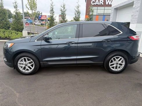 Certified 2023 Ford Edge SEL w/ Convenience Package AWD/4WD image 3