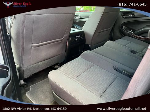 Used 2017 GMC Yukon SLE w/ SLE Value Package image 10