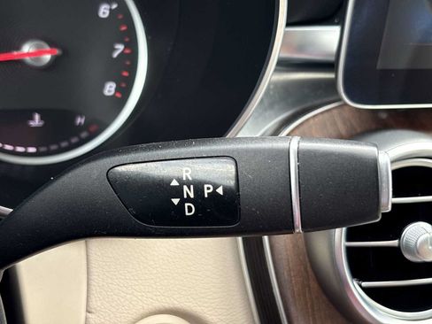 Used 2019 Mercedes-Benz C 300 4MATIC Sedan image 15