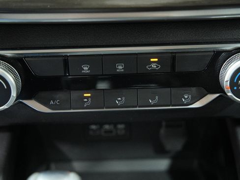 Used 2024 Nissan Altima 2.5 SV image 31