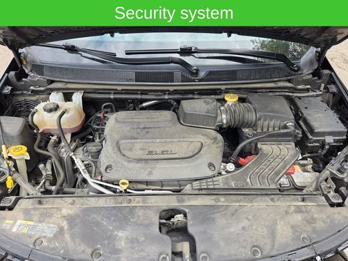 Used 2024 Chrysler Pacifica Touring-L FWD image 26