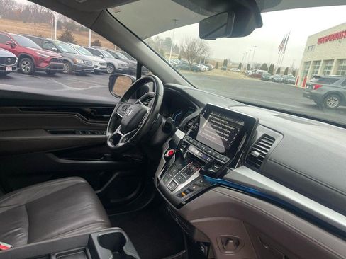Used 2024 Honda Odyssey Touring image 5