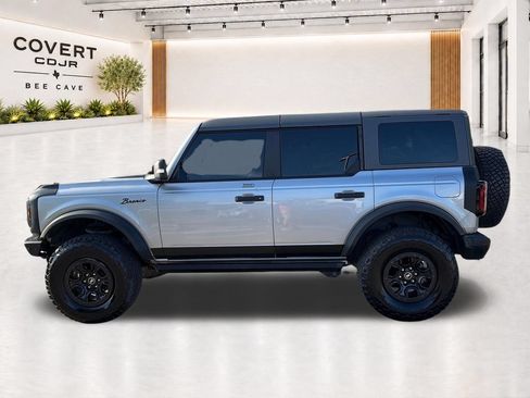 Used 2022 Ford Bronco Badlands w/ Sasquatch Package AWD/4WD image 7