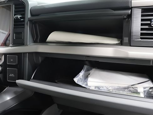 Used 2022 Ford F150 XLT w/ Equipment Group 302A High image 28