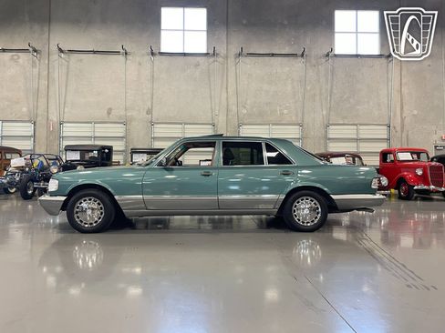 Used 1987 Mercedes-Benz 420 SEL image 10