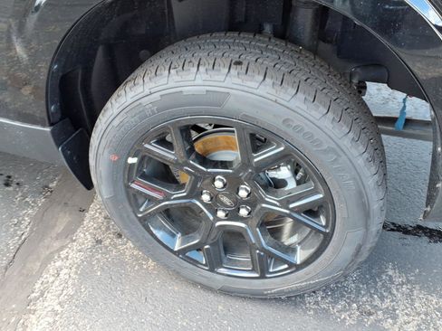 New 2026 Ford Maverick Lariat AWD/4WD image 10