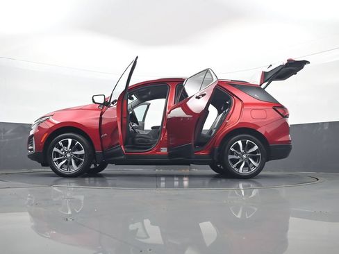 Used 2024 Chevrolet Equinox Premier AWD/4WD image 43