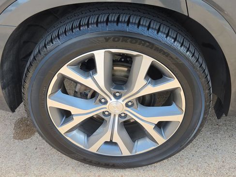 Used 2022 Hyundai Palisade Limited w/ Cargo Package FWD image 34