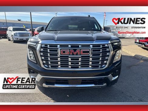 Used 2025 GMC Yukon XL Denali image 5