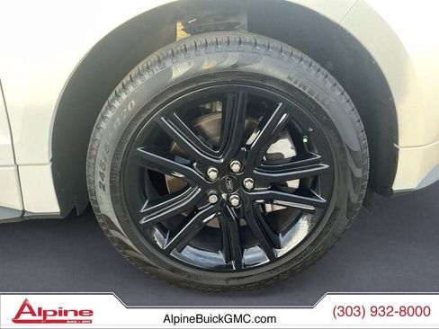 Used 2024 Ford Edge ST-Line image 14