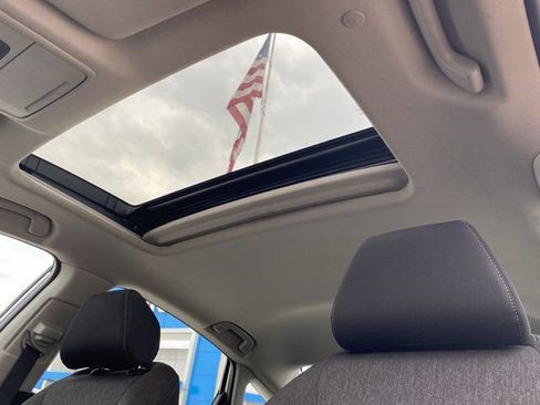 Used 2023 Honda Accord EX image 10