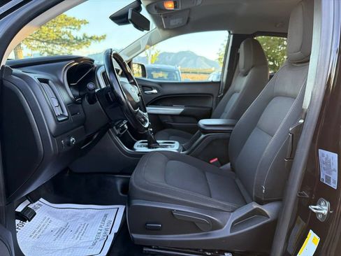 Used 2022 Chevrolet Colorado LT w/ Fleet Safety Package RWD image 16