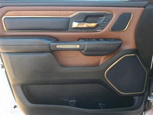 Used 2023 RAM 1500 Limited image 12