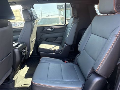 New 2026 GMC Yukon XL AT4 w/ AT4 Premium Plus Package AWD/4WD image 6