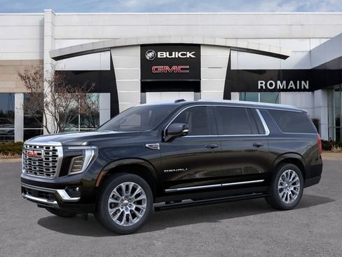 New 2026 GMC Yukon XL Denali w/ Denali Reserve Package AWD/4WD image 2