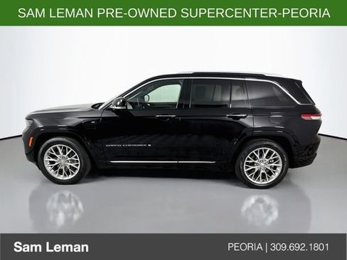 Used 2022 Jeep Grand Cherokee Summit w/ Luxury Tech Group V AWD/4WD image 4