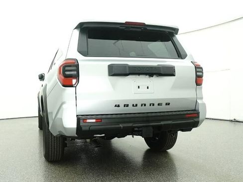 New 2026 Toyota 4Runner SR5 image 22