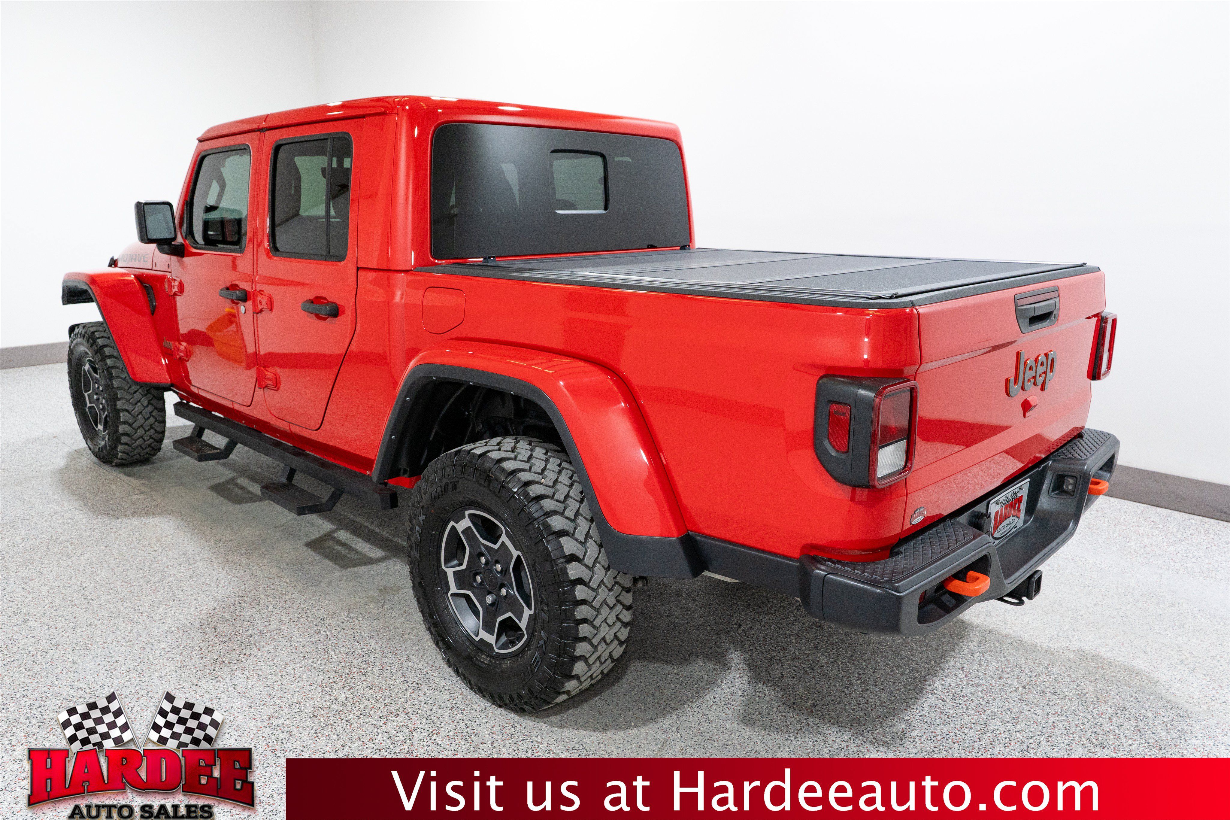 Used 2023 Jeep Gladiator Mojave w/ Cold Weather Group AWD/4WD image 3