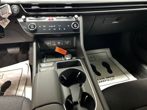 New 2025 Hyundai Sonata SEL image 30