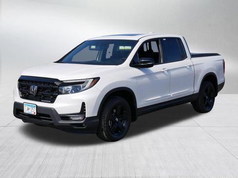 Used 2026 Honda Ridgeline Black Edition image 3