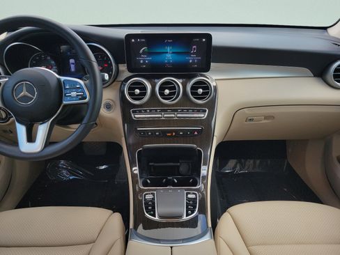 Certified 2022 Mercedes-Benz GLC 300 image 14