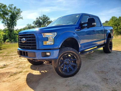 Used 2016 Ford F150 XLT w/ Equipment Group 302A Luxury AWD/4WD image 2