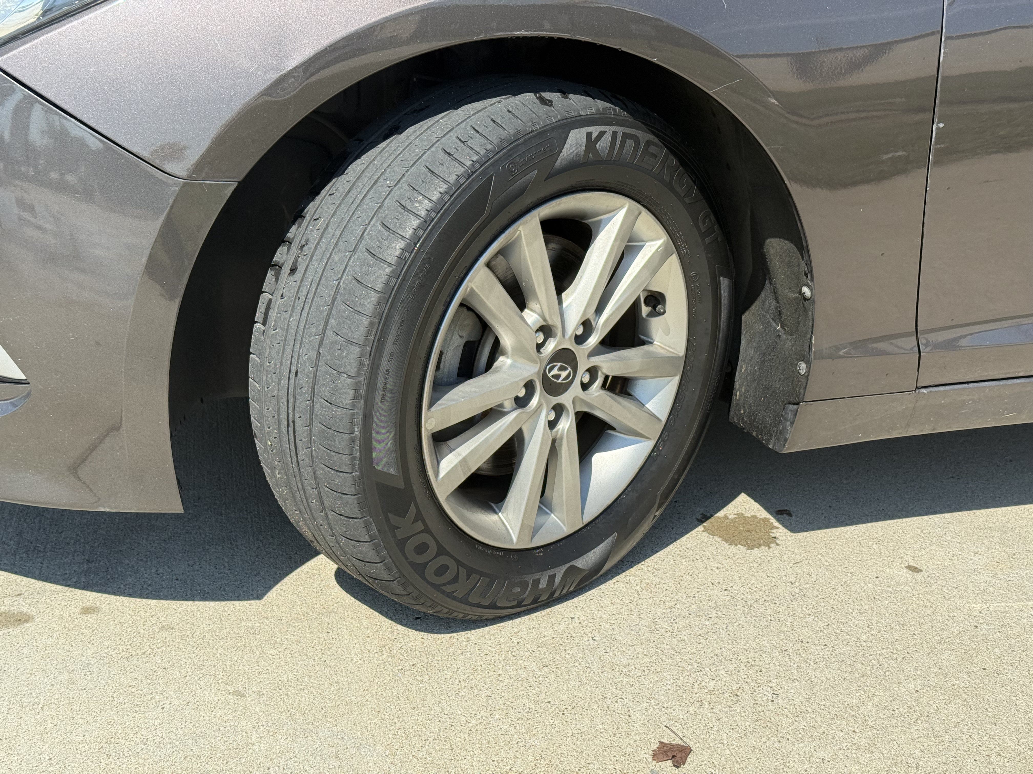 Used 2016 Hyundai Sonata SE w/ Cargo Package FWD image 19