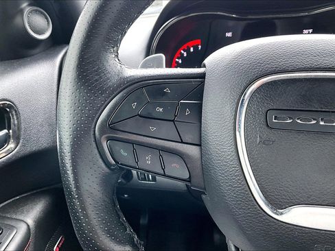 Used 2018 Dodge Durango R/T w/ Technology Group image 18