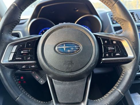 Used 2018 Subaru Outback 2.5i Limited AWD/4WD image 7