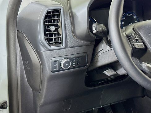 Used 2024 Ford Bronco Sport Outer Banks w/ Tech Package image 8