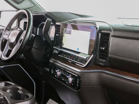 Used 2024 GMC Sierra 1500 Elevation w/ X31 Off-Road Package image 27