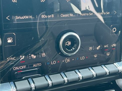 New 2026 GMC Yukon Denali Ultimate AWD/4WD image 20